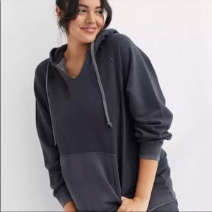 Gray aerie hoodie